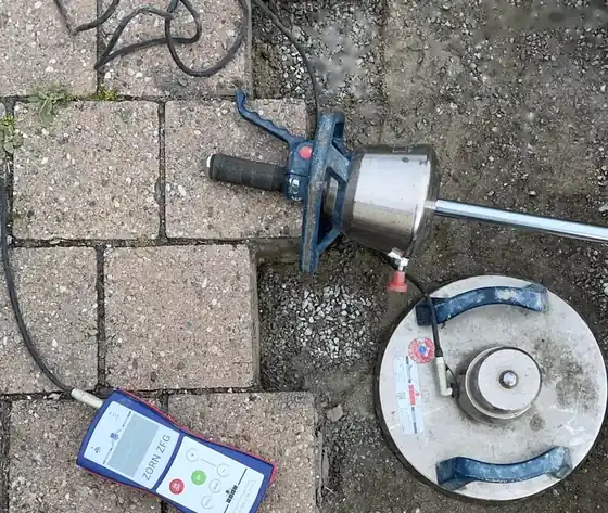Dynamischer Plattendruckversuch auf Pflaster, Dietersheim, Juli 2026